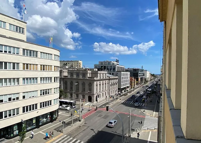 Spacious 2-room With Balcony